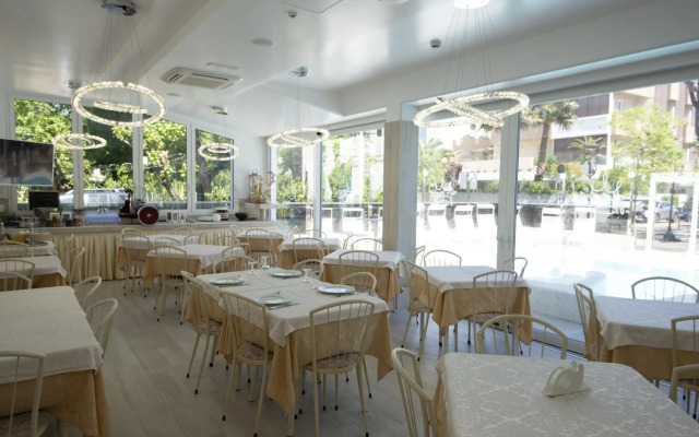 Royal Boutique Hotel