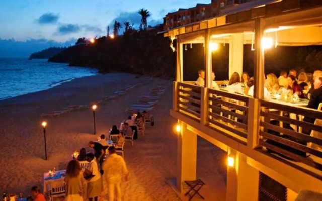 The Reefs Resort & Club