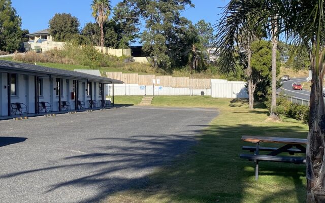 The Seaview Tavern Motel