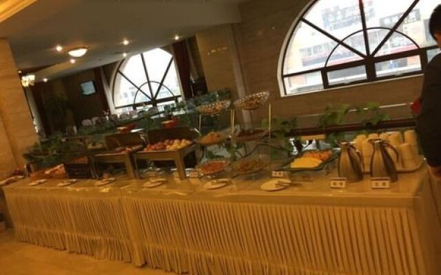 GreenTree Inn Shandong Qingdao Wuyishan Road Jiashike Shopping center Business Hotel