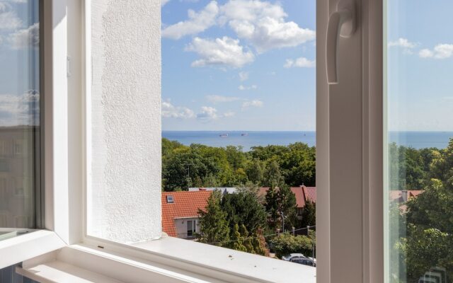 Gdynia Sea View Apartment by Renters