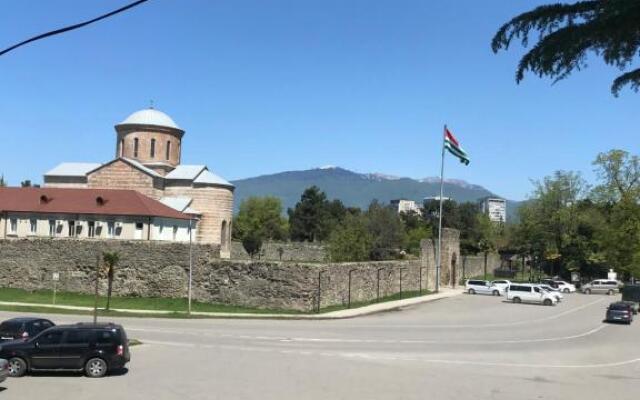 Mini Hotel On Gochua 76A