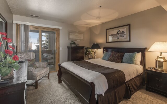 All Seasons Condominiums by All Seasons Resort Lodging