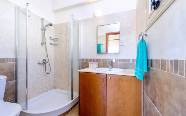 Ariadne Villa