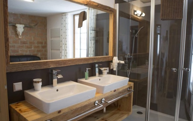 Delightful Holiday Home With Sauna
