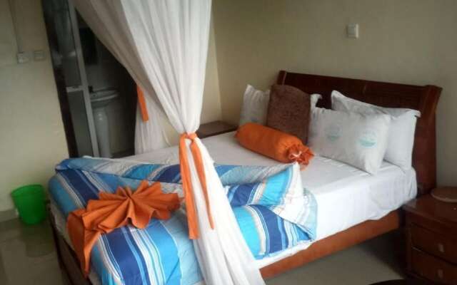 Royal Palm Hotel And Suites