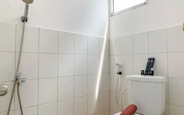 Cozy 2Br At Delta Cakung Apartment