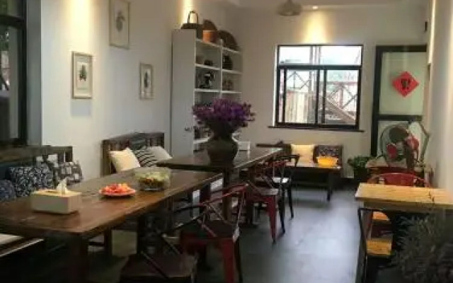 Tonglu Sheyu Country House