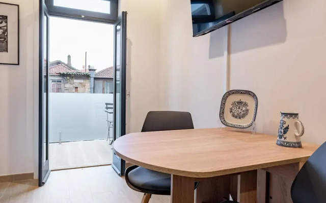 Carmo Residence Porto - S Francisco by Vacationy