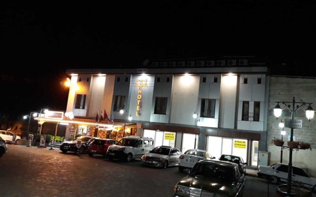 Ada Hotel