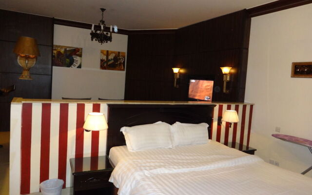 Orans Suites 2