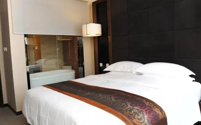 Carin Hotel