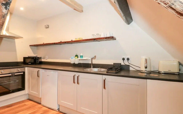 Purbeck Hotel Apartments - Flat 5