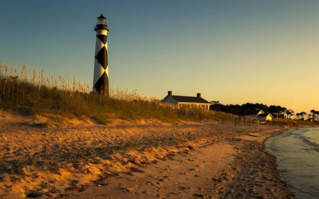 Mi Faro 1 Bedroom Duplex by RedAwning