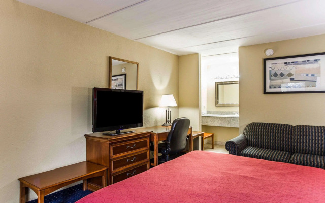 Rodeway Inn Charlotte Downtown
