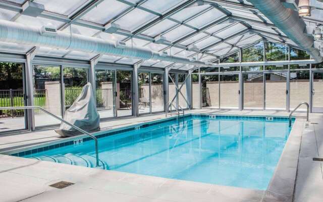 Quality Inn & Suites Peoria North