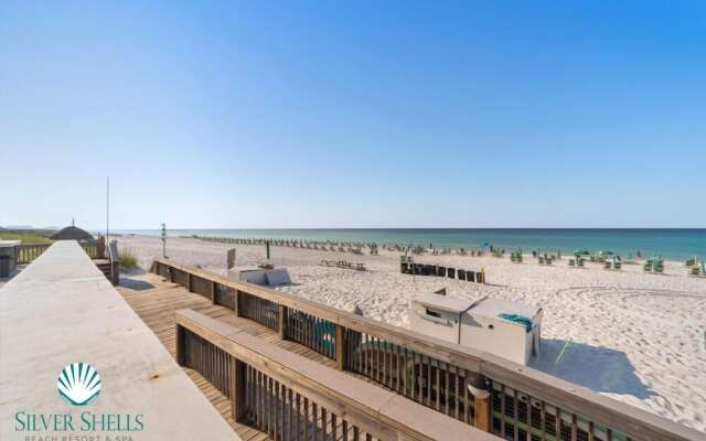 Picture Perfect 2 Bedroom Condo by RedAwning