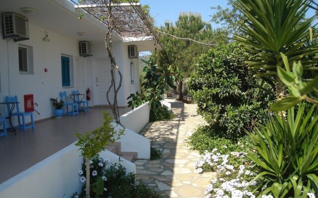 Stathoula's Studios Meganisi
