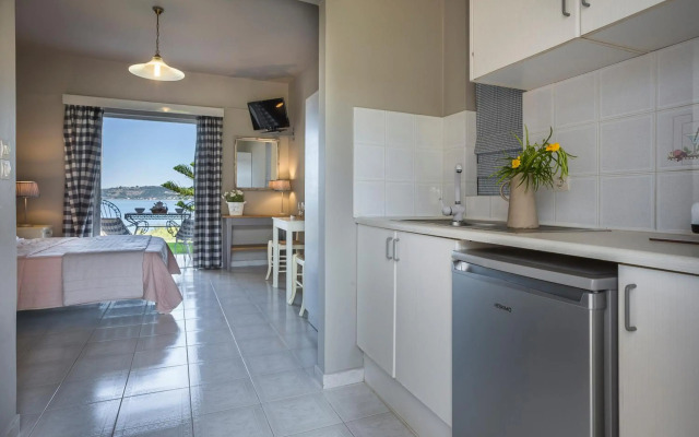 Panorama Fanari Studios & Apartments
