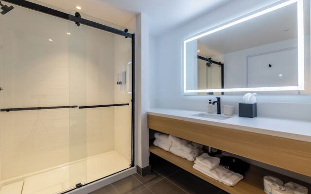 Hotel Mai Downtown Long Beach