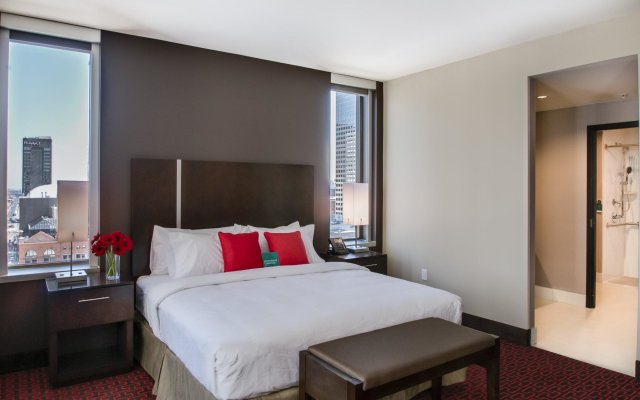 Hampton Inn & Suites Denver Downtown-Convention Center