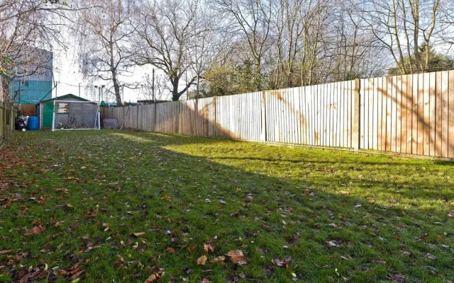 Long Stay Discounts - Modern Bright 5-bed Acton