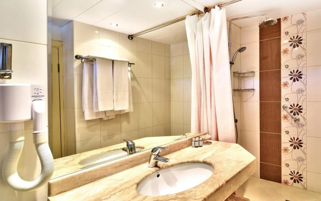 Hotel Sandy Beach