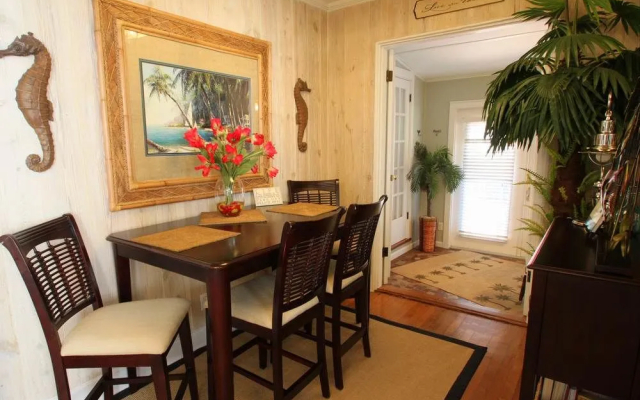 Casa Grandview Historic Luxury Inn Cottages and Suites