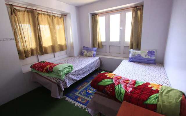 Himalayan Lodge