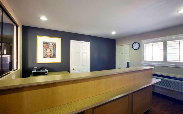 Americas Best Value Inn Midland