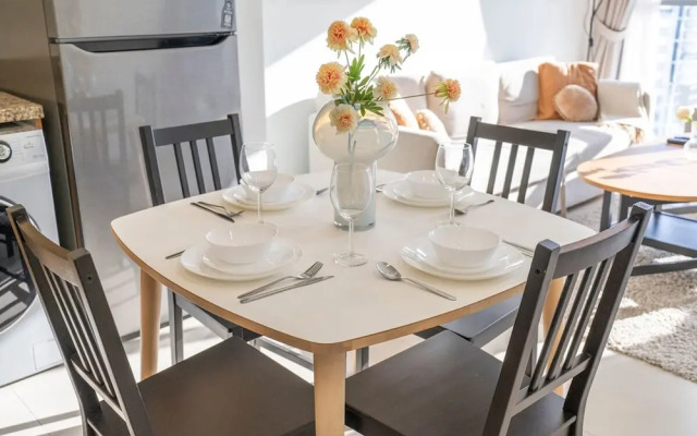 Peaceful 1-bedroom Apartment for 4 in Downtown