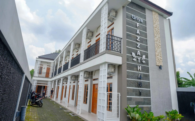 RedDoorz Syariah near RS Hermina Yogyakarta
