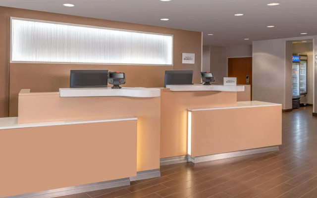 Fairfield Inn and Suites by Marriott Toronto Brampton
