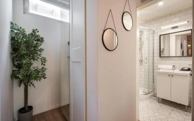 D71- Boutique Apartments, Best Location, by BQA