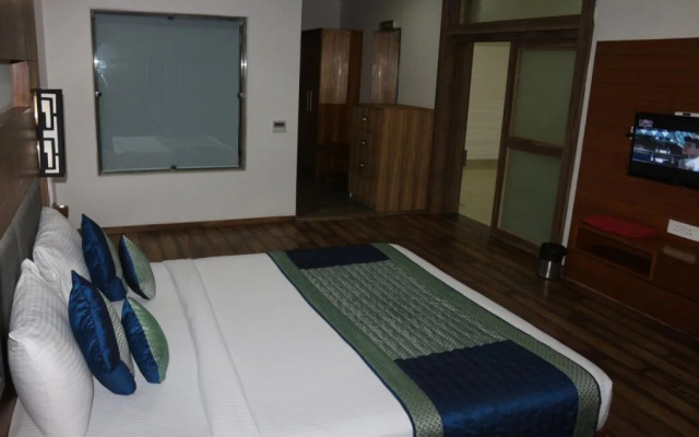 Hotel Aju Palace