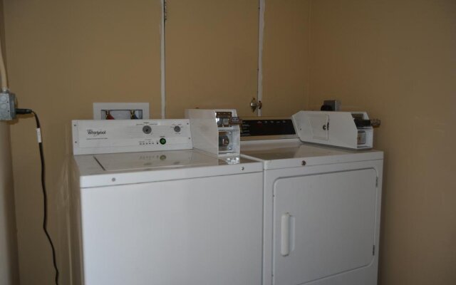 The Regency Inn - Manhattan