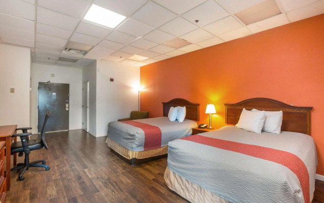 Budgetel Inns & Suites - Atlanta Galleria Stadium