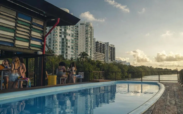 Mayan Monkey Cancun | Social Hotel