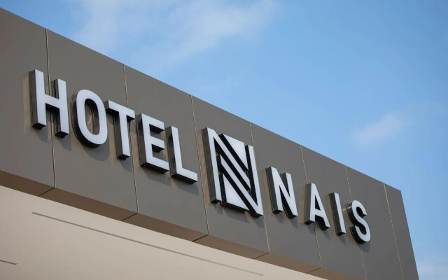 Hotel Nais