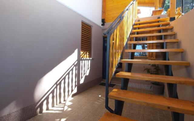 Apartment Lovre 1605