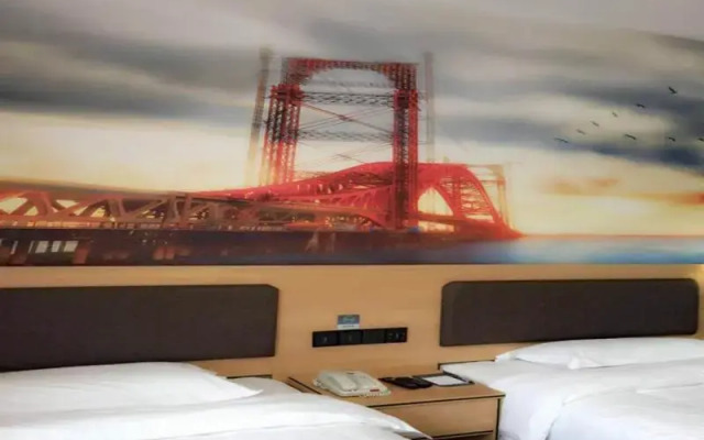 Thank Inn Hotel Sichuan Luzhou Longmatan District