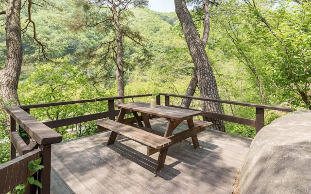 Gapyeong On The Hill Pool Villa