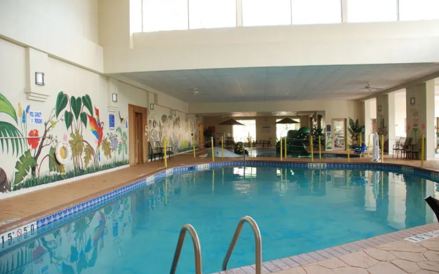 The Plaza Hotel & Suites Winona