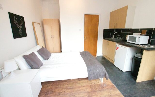 Avonmore Hotel