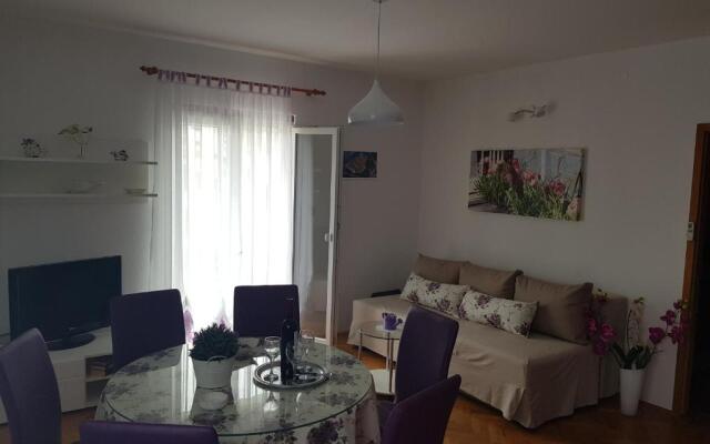 Apartments Ivona