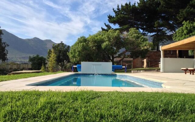 African Queen Guest House