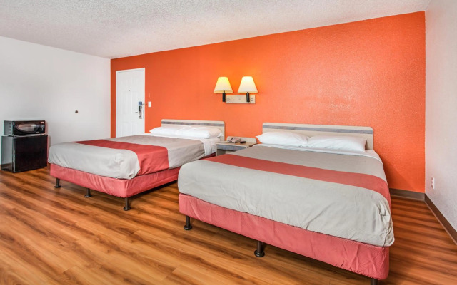 Motel 6 Fairfield, CA - North