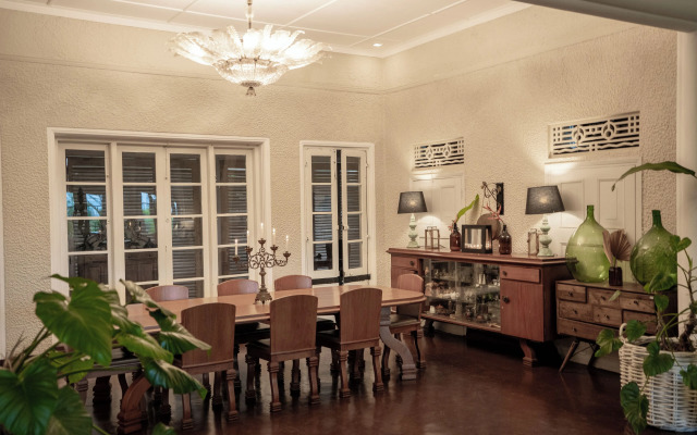 Castle Hill Bungalow