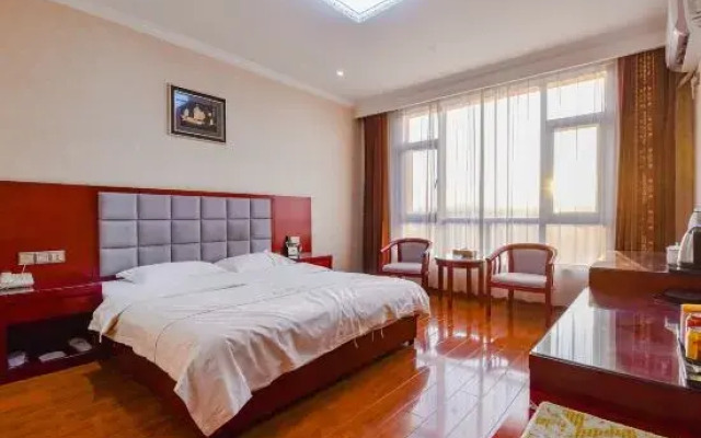 Holiday Inn Neixiang Shengshi