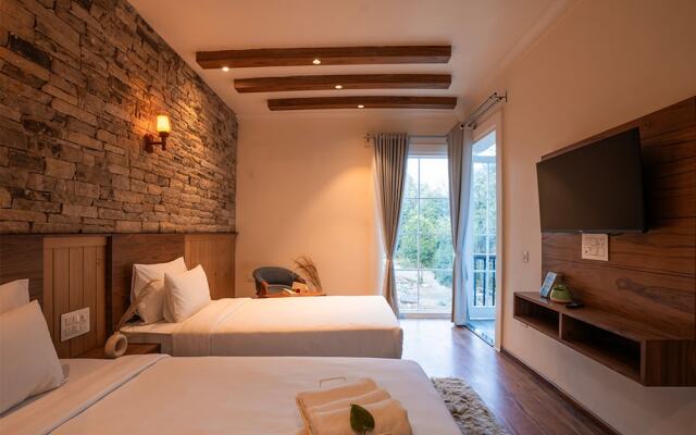 Moustache Bhimtal Luxuria, Nainital